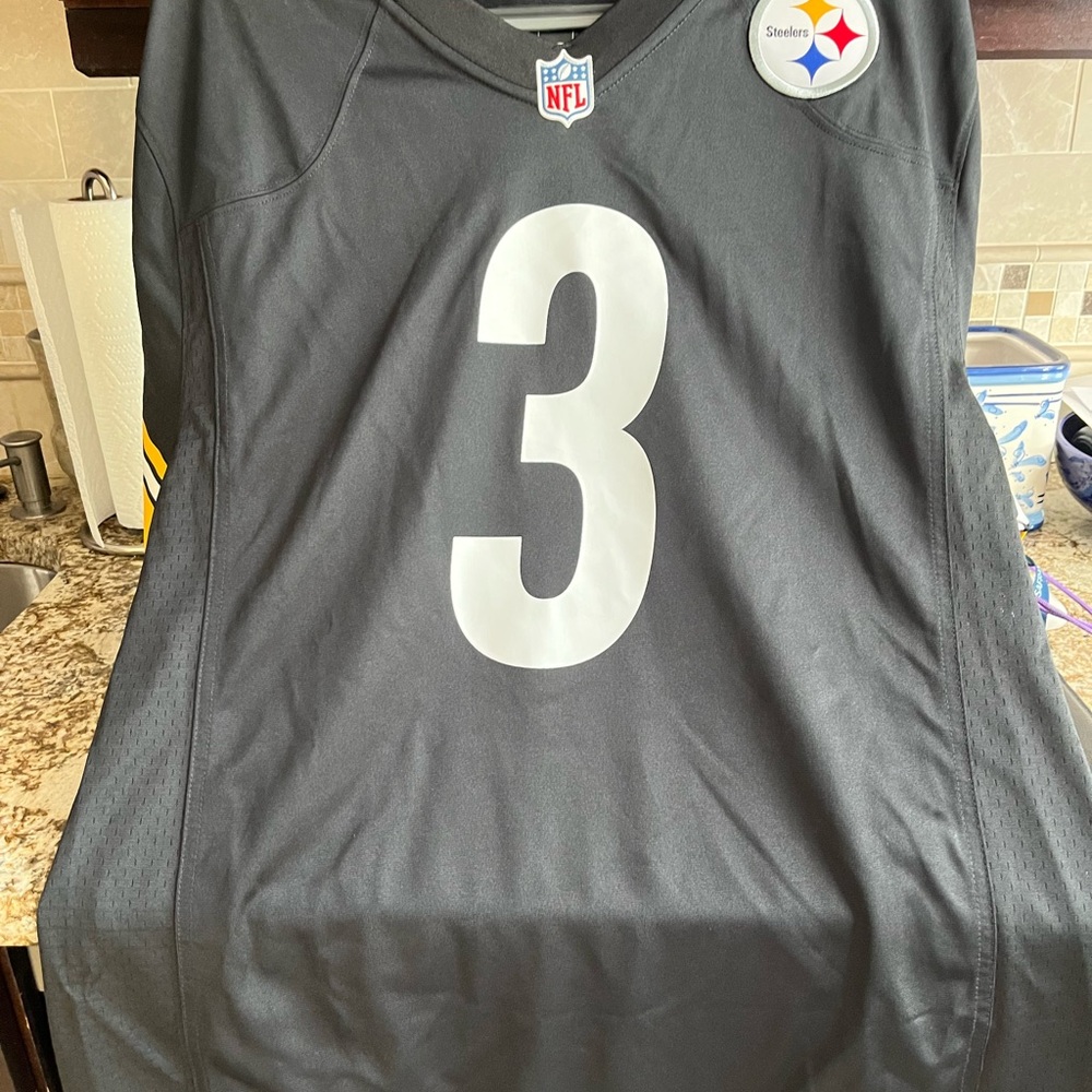 Pittsburgh Steelers Russell Wilson jersey XL